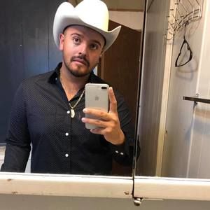 Meet your Posher, Arnoldo